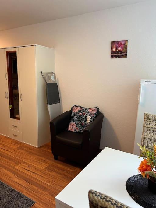Apartment Am Stuttgarter Flughafen / Messe ไลน์เฟลเดิน-เอคเทอร์ดิงเงน ภายนอก รูปภาพ