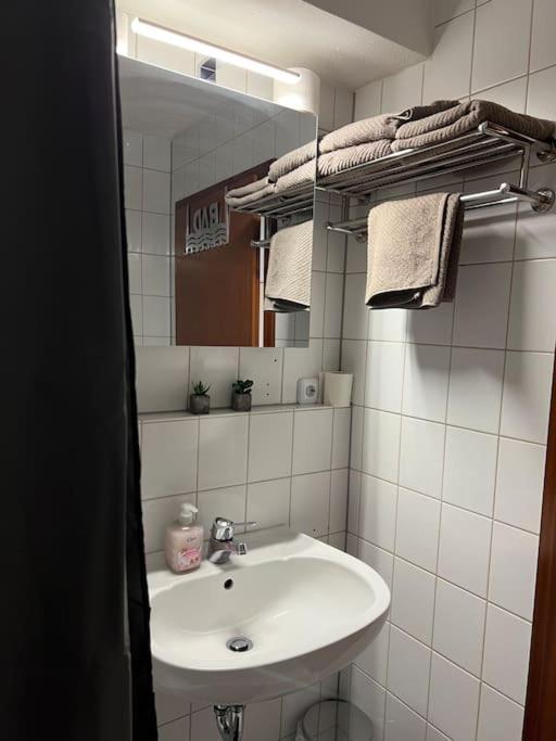 Apartment Am Stuttgarter Flughafen / Messe ไลน์เฟลเดิน-เอคเทอร์ดิงเงน ภายนอก รูปภาพ