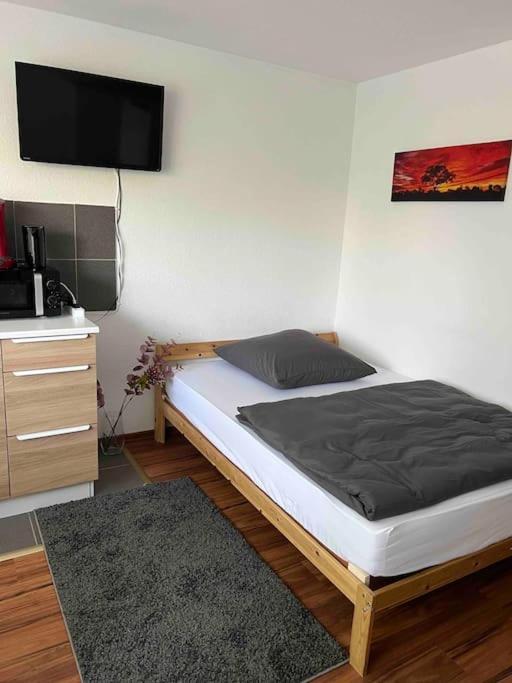Apartment Am Stuttgarter Flughafen / Messe ไลน์เฟลเดิน-เอคเทอร์ดิงเงน ภายนอก รูปภาพ